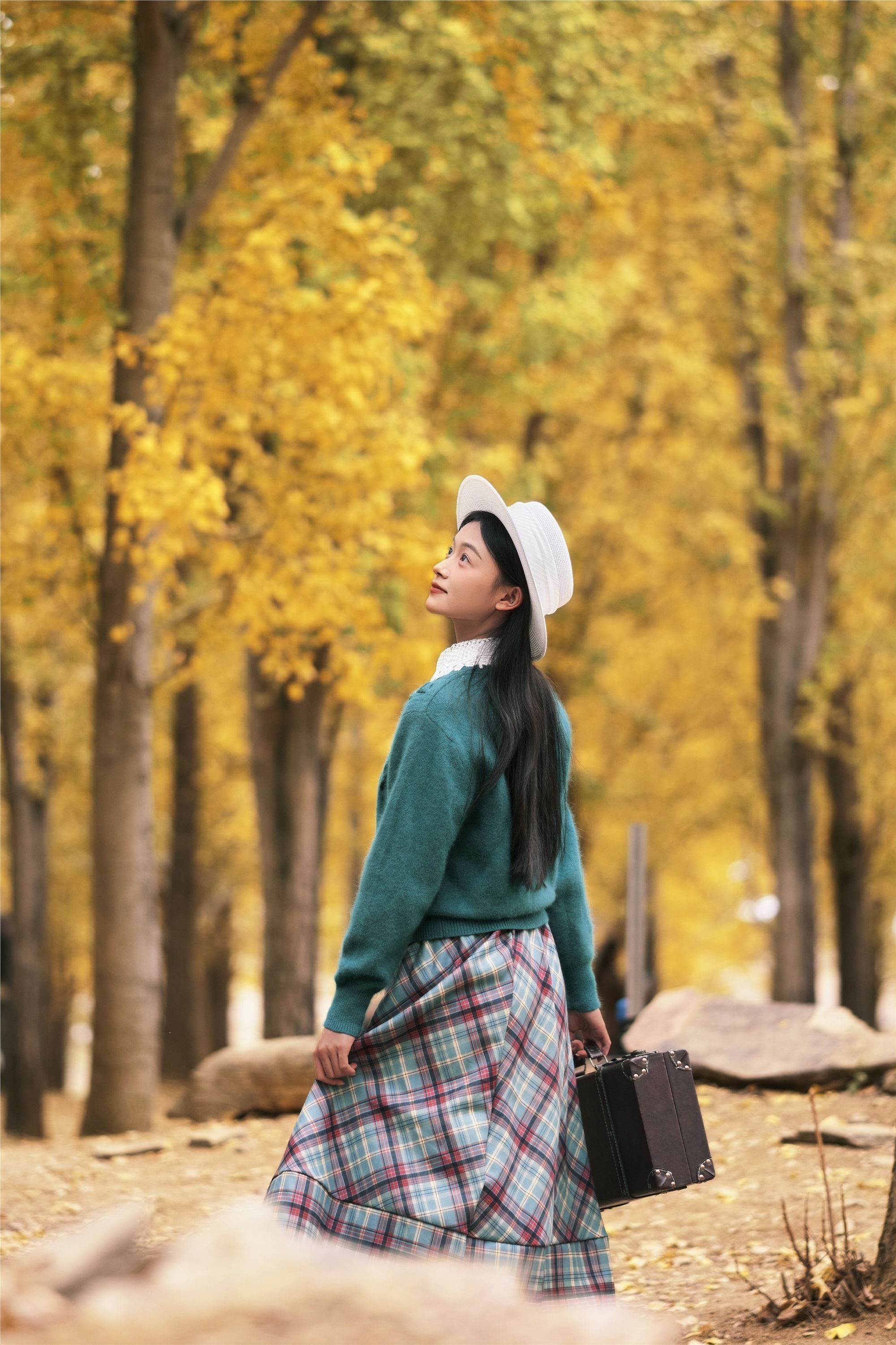 YITUYU艺图语 2025.01.25 复古银杏 小番茄